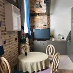 Apartment Charming Loft Near Old Town *