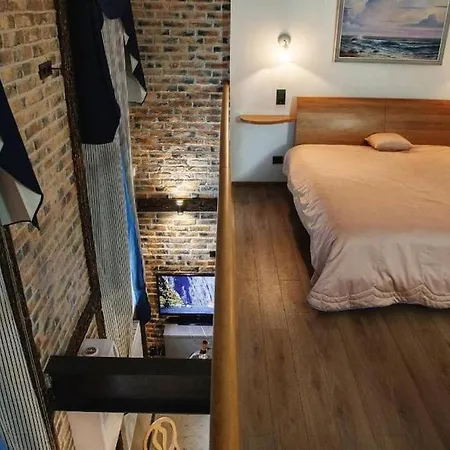 Charming Loft Near Old Town تالين